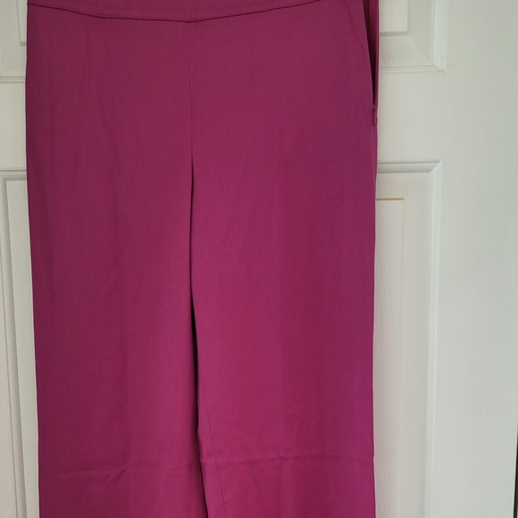 St. John pants - Picture 1 of 5